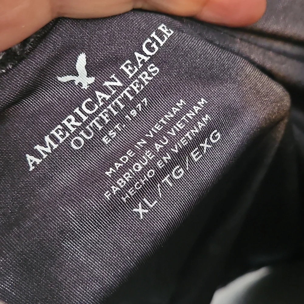 American Eagle Outfitters velour tank - Picture 6 of 6